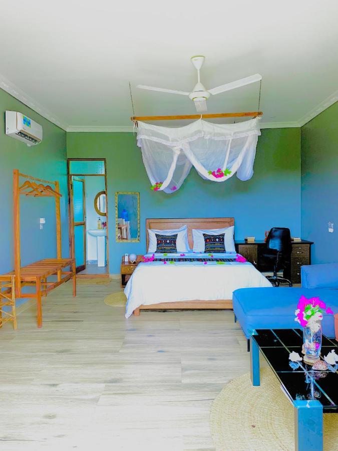 Uroa Getaway Bed & Breakfast Ngoại thất bức ảnh