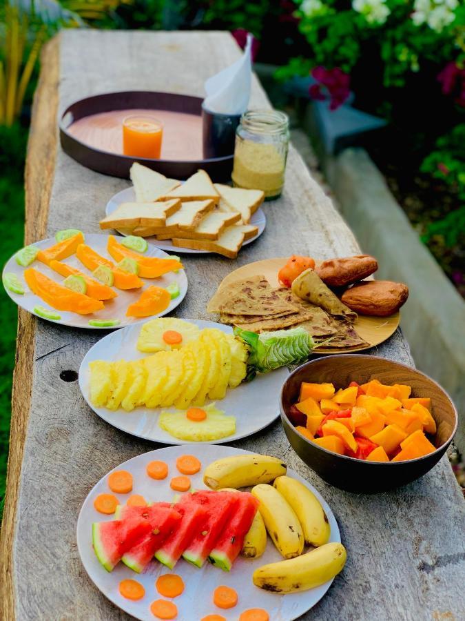 Uroa Getaway Bed & Breakfast Ngoại thất bức ảnh